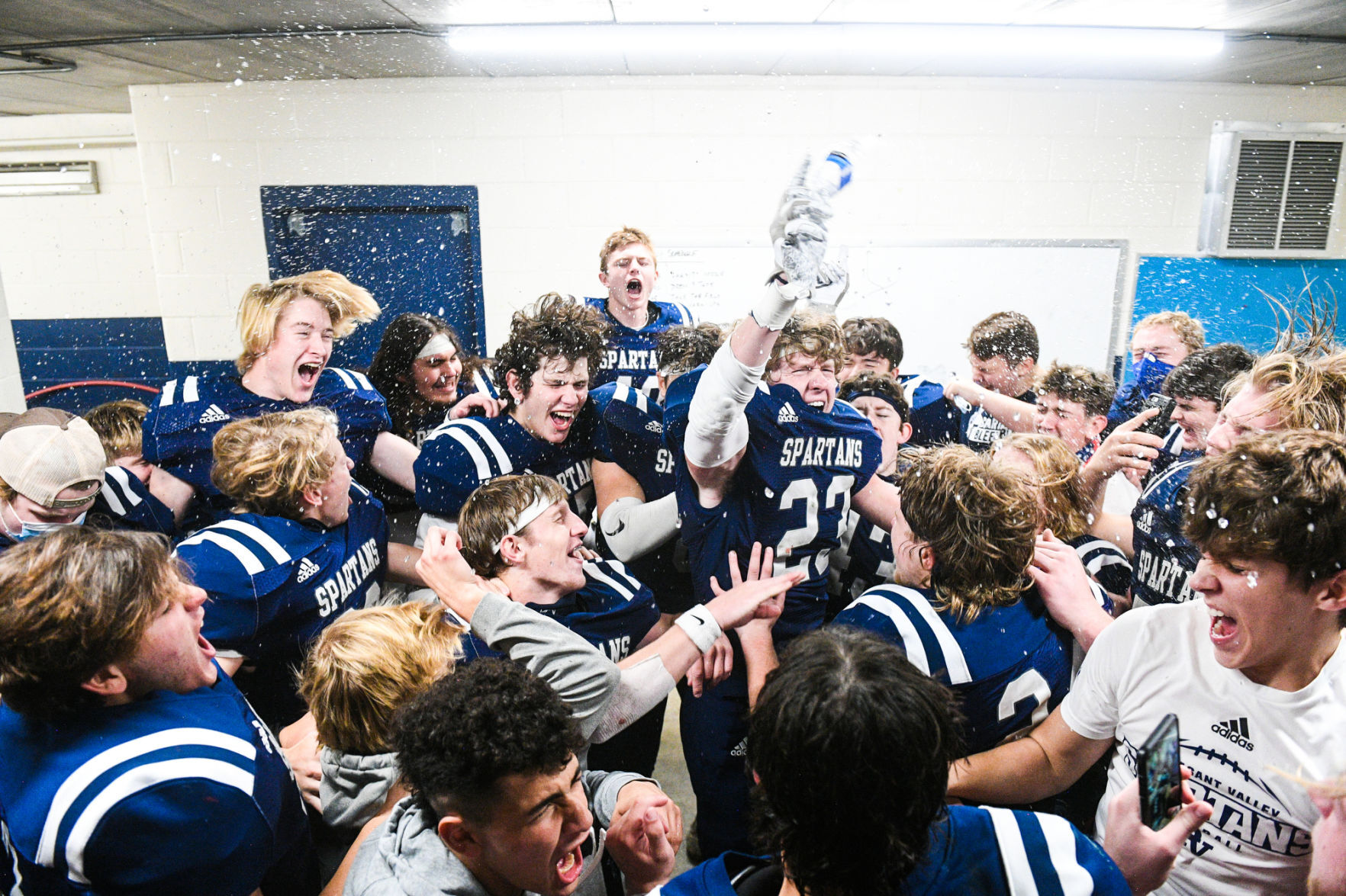 110620-qc-spt-icw-pv-football-035